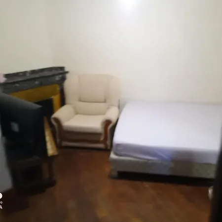 Chambre A Petit Budget Pour Personne Simple Saint-Laurent-de-Neste Exterior foto